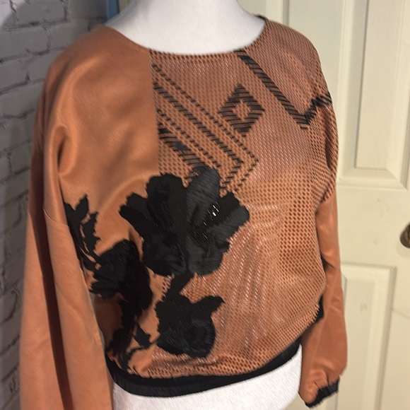 Pankaj & Nidhi for Anthropologie Top - Picture 4 of 9